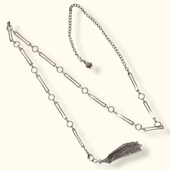 (2/$20) Vintage Metal Link Tasselled Accent Belt - Picture 2 of 6